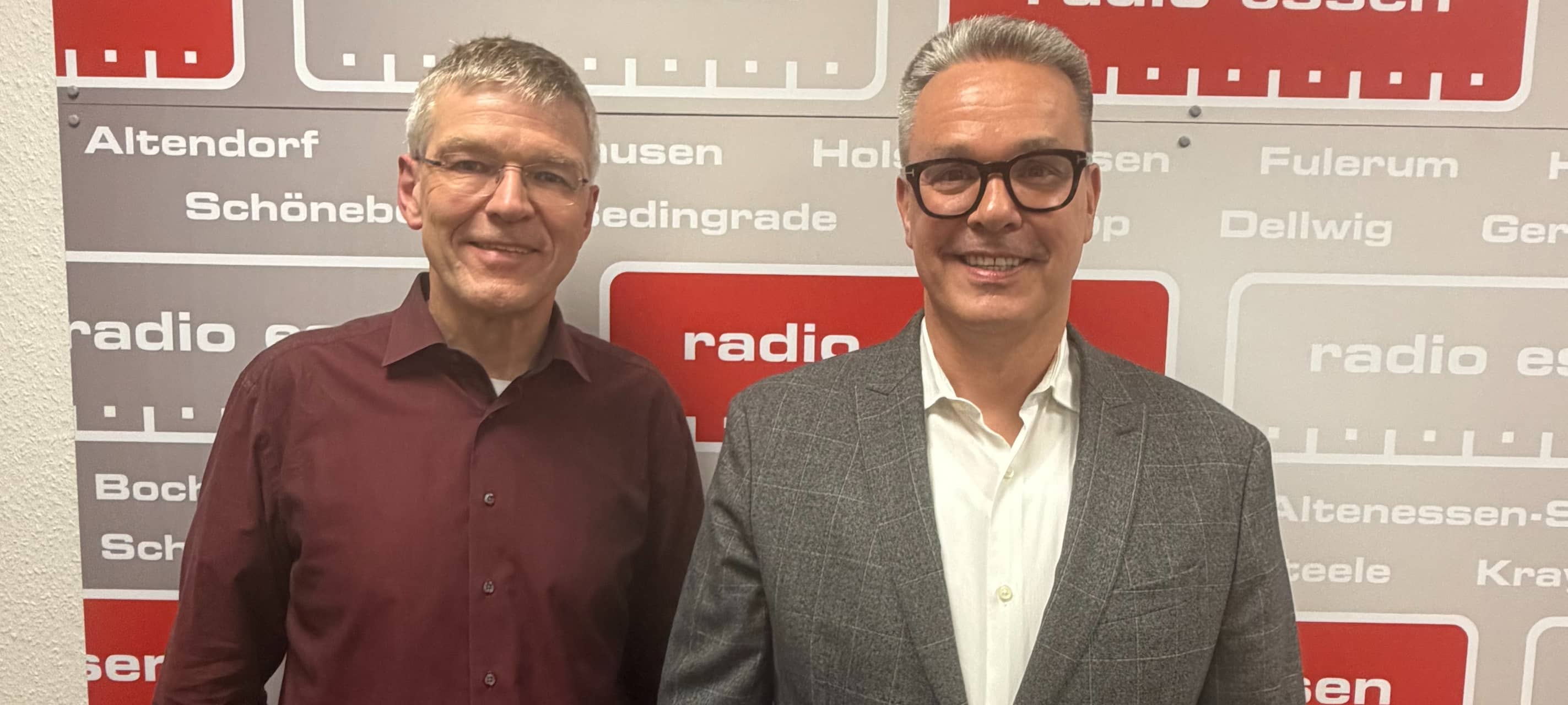 Folge 182: "Essen im Ohr" mit Klinikdirektor Kai Singbartl
